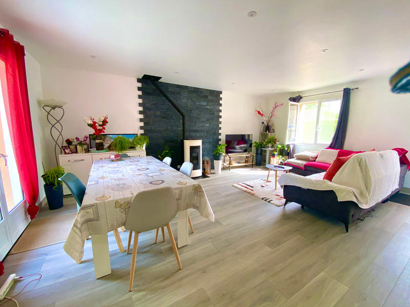 Maison - 97 m² - 4 pièces