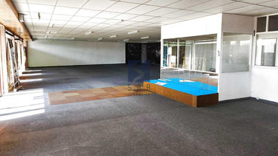 Local commercial - 150 m²