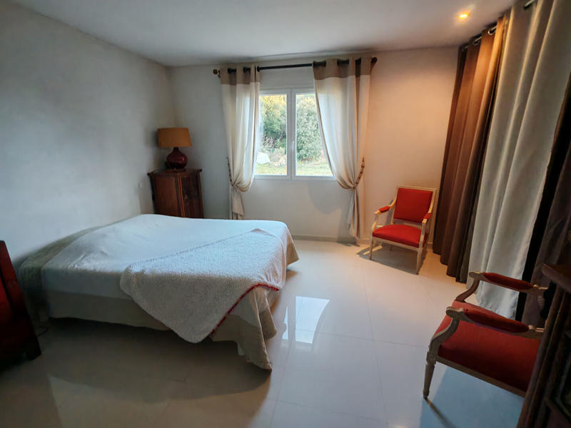 Maison - 179 m² - 5 pièces