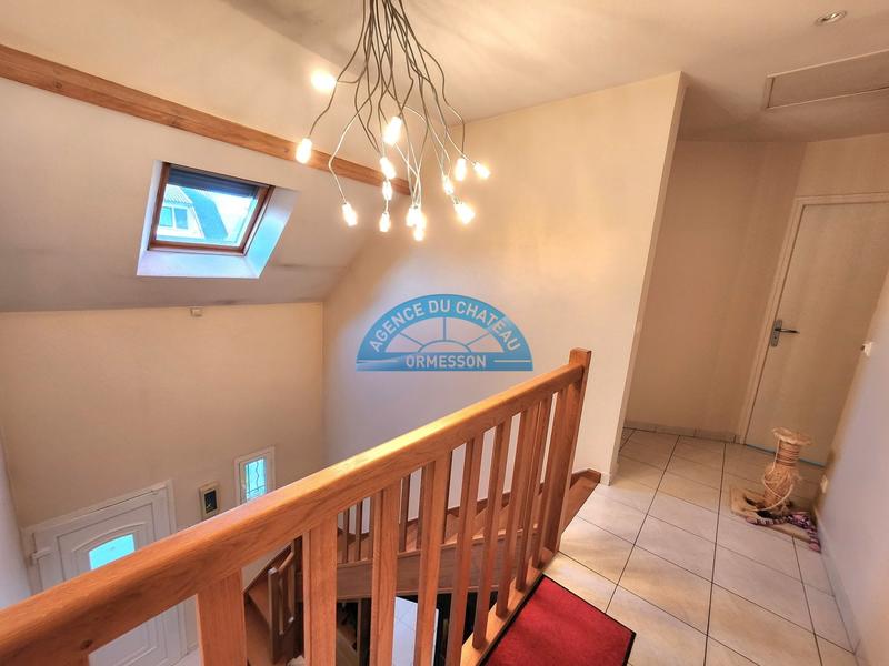 Maison - 170 m² - 7 pièces