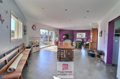 Maison - 157 m² - 8 pièces