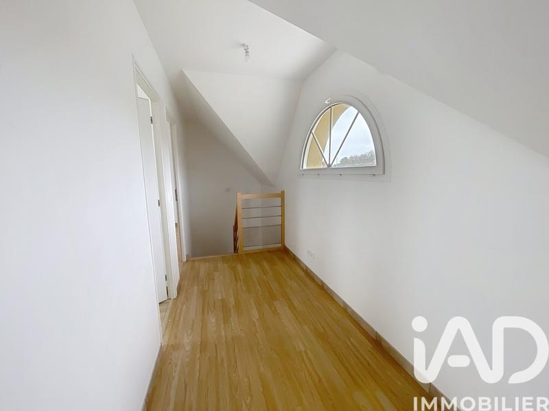 Maison - 98 m² - 5 pièces