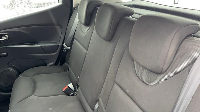 Renault Clio 1.2 75 Zen - 5 places