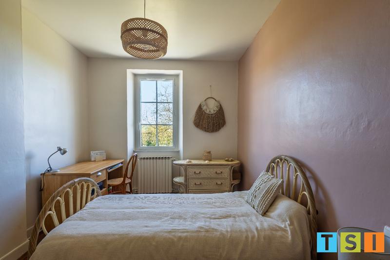 Maison - 122 m² - 5 pièces