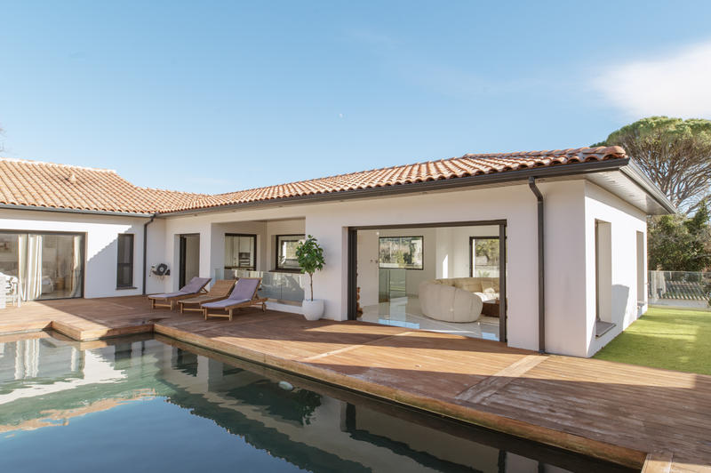 Villa - 174 m² - 6 pièces