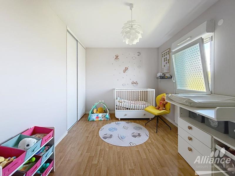 Maison - 95 m² - 4 pièces