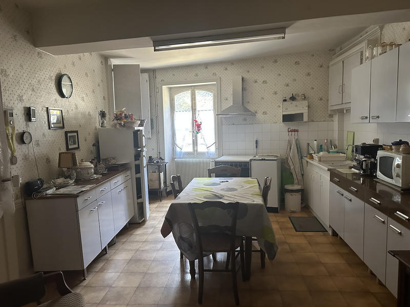 Maison de village - 100 m² - 4 pièces