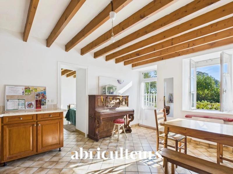 Maison ancienne - 140 m² - 7 pièces