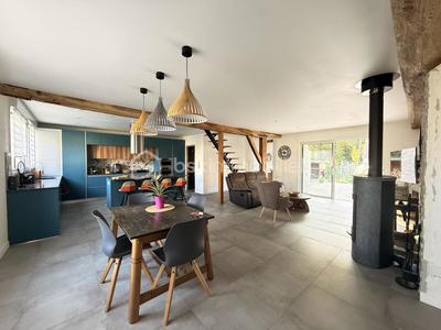 Maison ancienne - 138 m² - 6 pièces