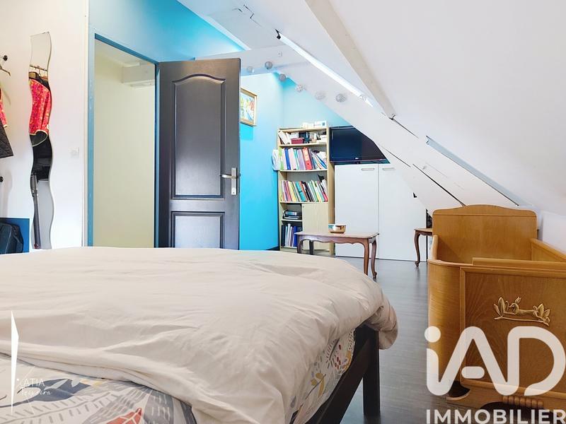 Maison - 214 m² - 10 pièces