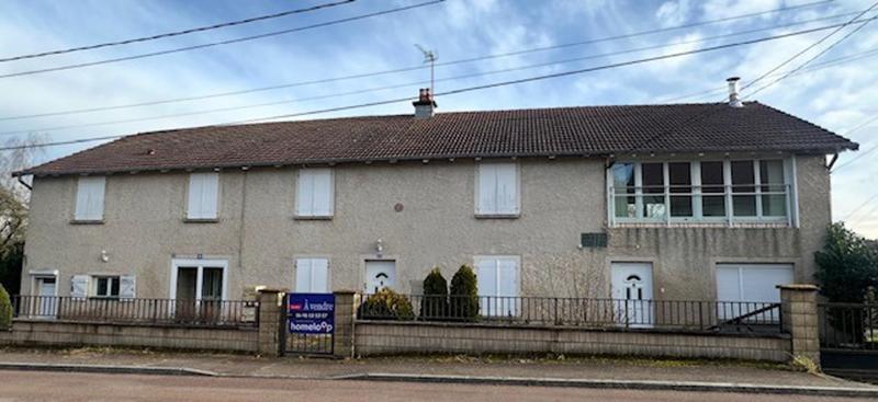 Propriété - 342 m² - 8 pièces