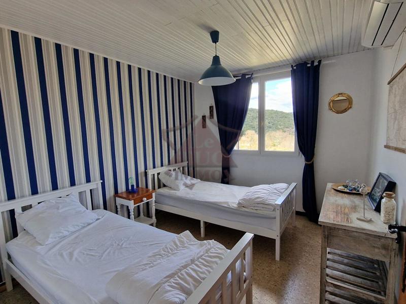 Maison - 166 m² - 10 pièces