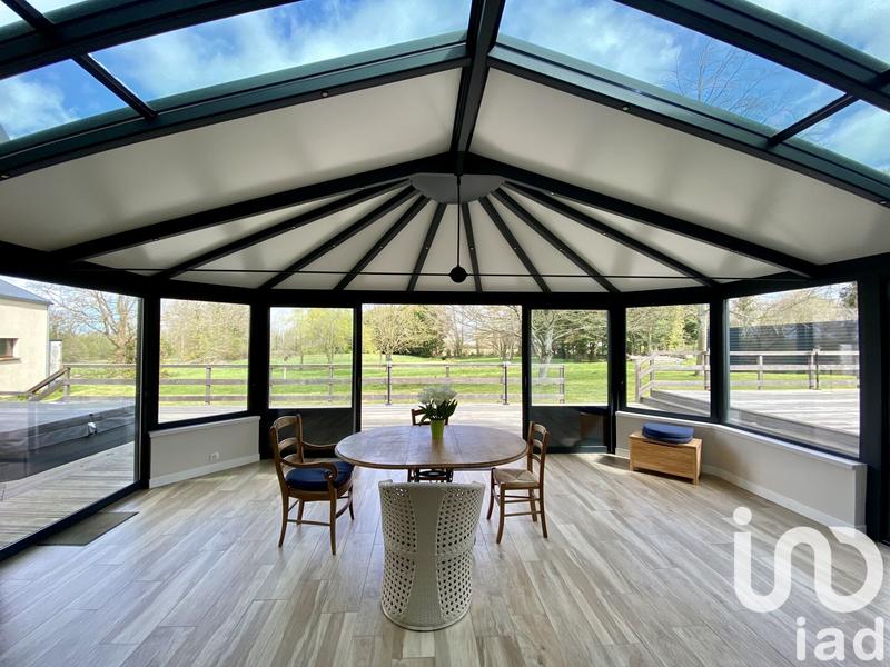 Maison - 305 m² - 11 pièces