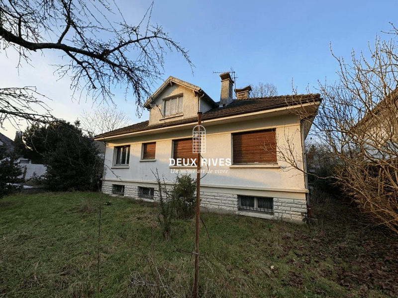 Maison traditionnelle - 100 m² - 5 pièces