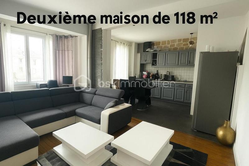 Maison - 270 m² - 11 pièces