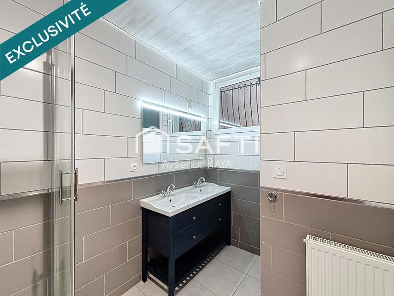 Appartement - 93 m² - 5 pièces