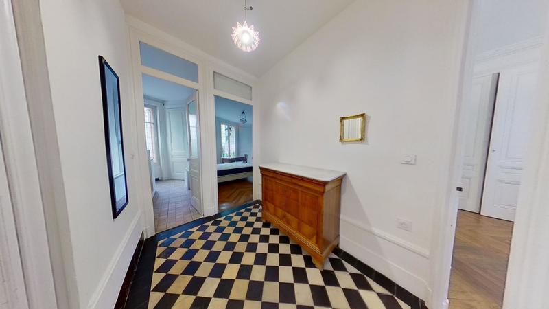 Appartement - 79 m² - 3 pièces