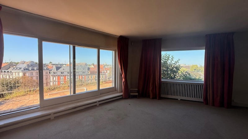 Appartement - 218 m² - 6 pièces