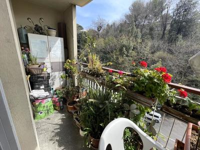 Appartement - 70 m² - 4 pièces