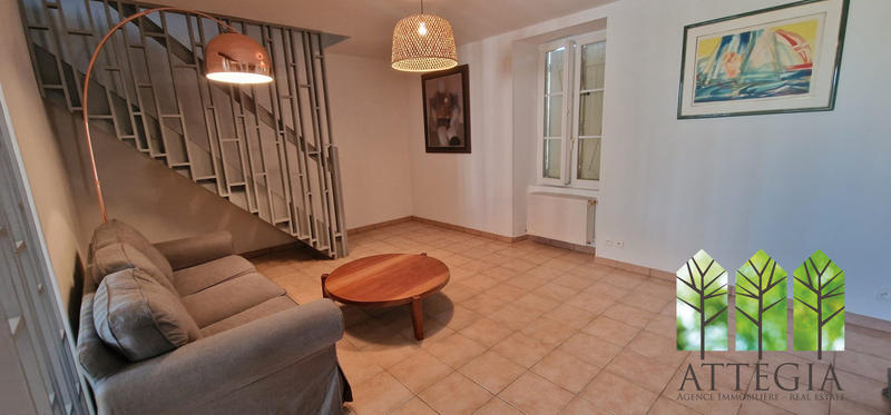 Maison - 99 m² - 4 pièces