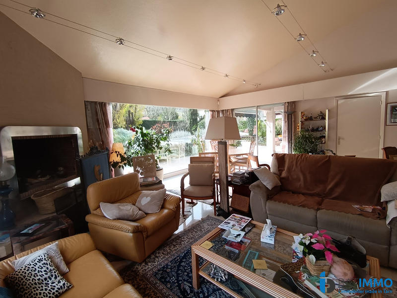 Villa - 230 m² - 7 pièces