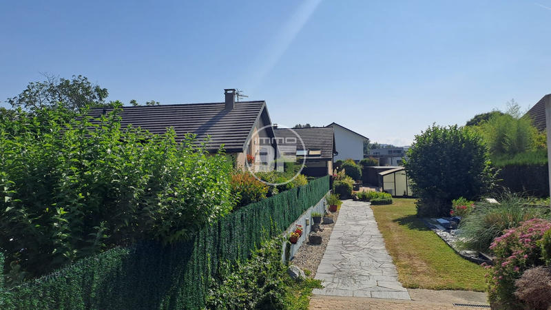 Maison - 96 m² - 5 pièces