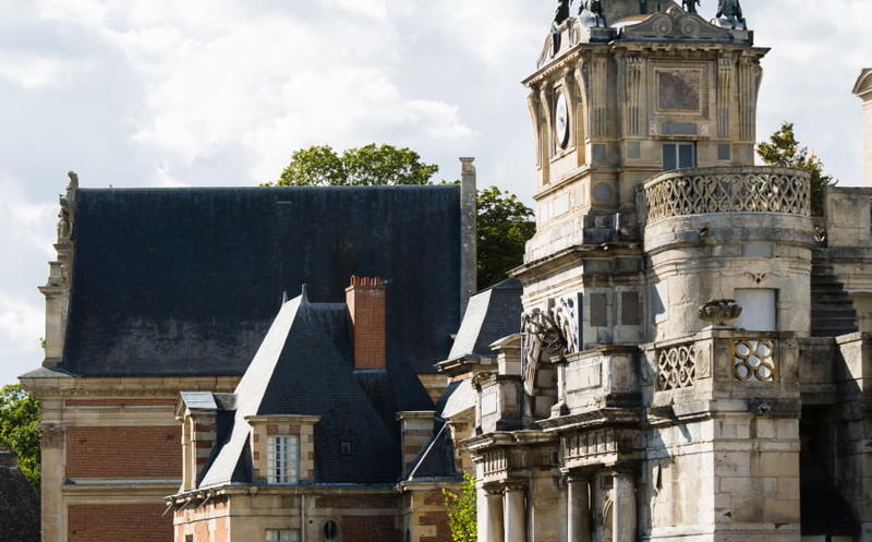 On se lève tous pour Anet