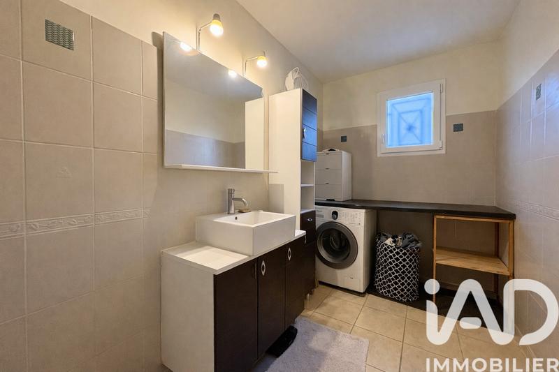 Maison - 99 m² - 4 pièces