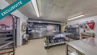 Local commercial - 400 m² - 8 pièces