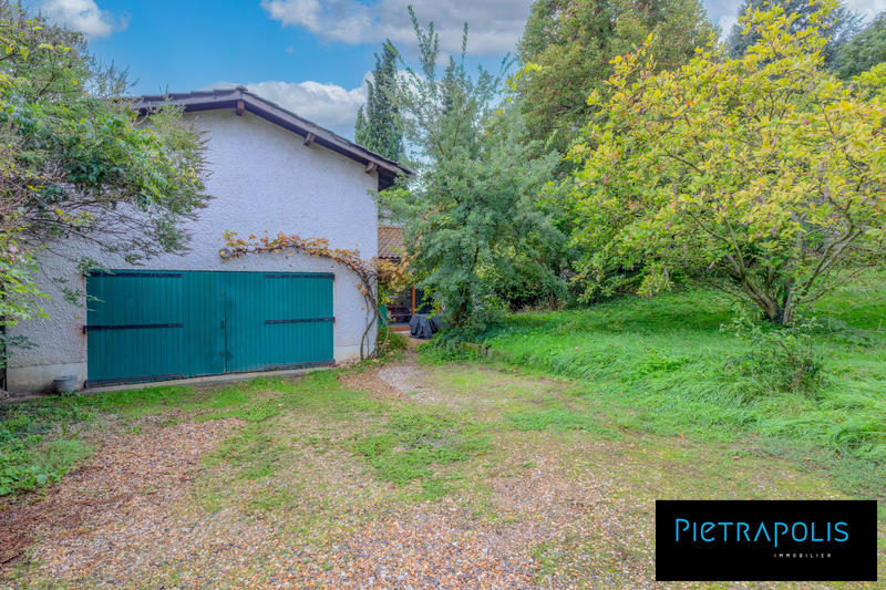 Maison - 186 m² - 7 pièces