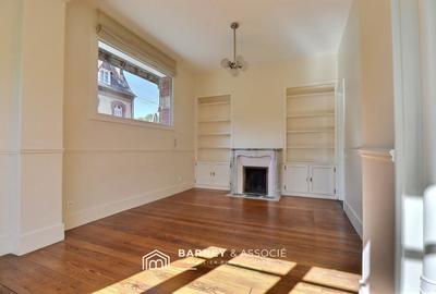 Maison - 181 m² - 6 pièces