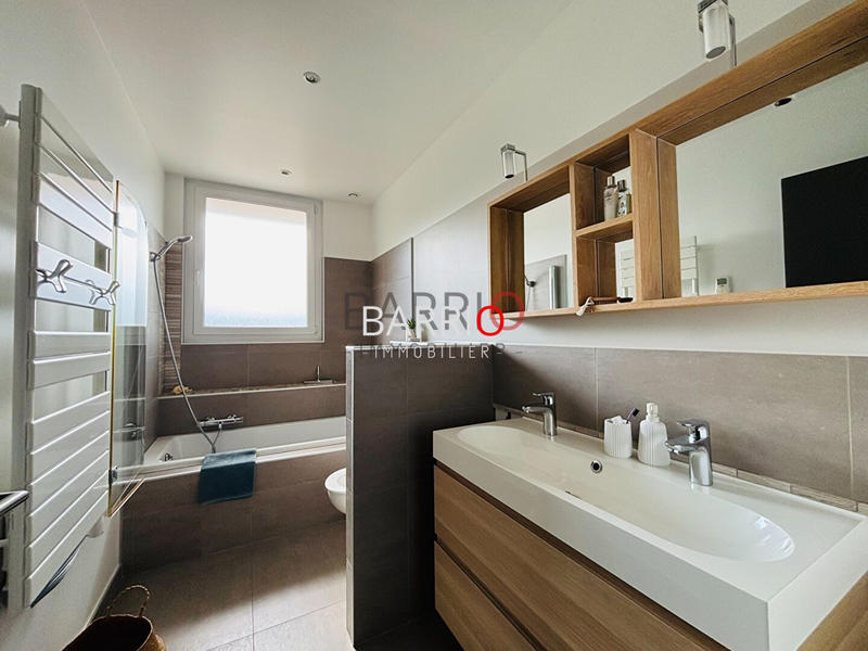 Appartement - 133 m² - 4 pièces