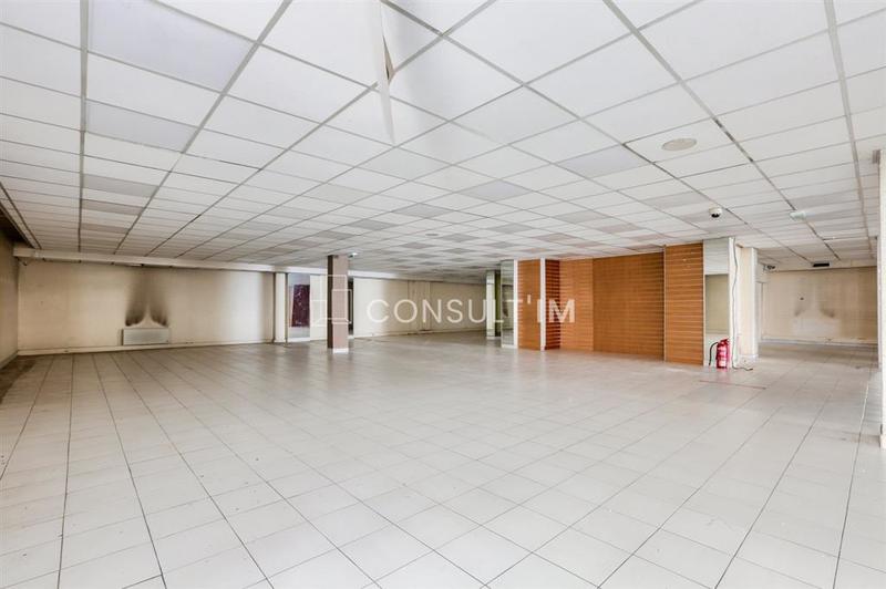 Bureau - 576 m²