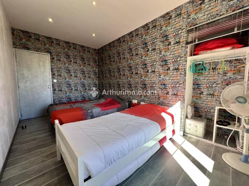 Maison - 165 m² - 5 pièces