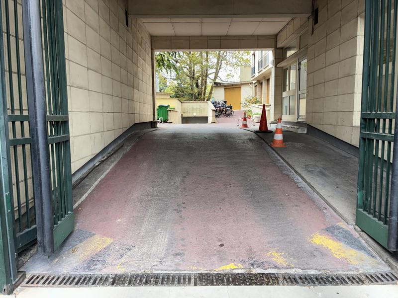 Parking / Garage - 16 m²