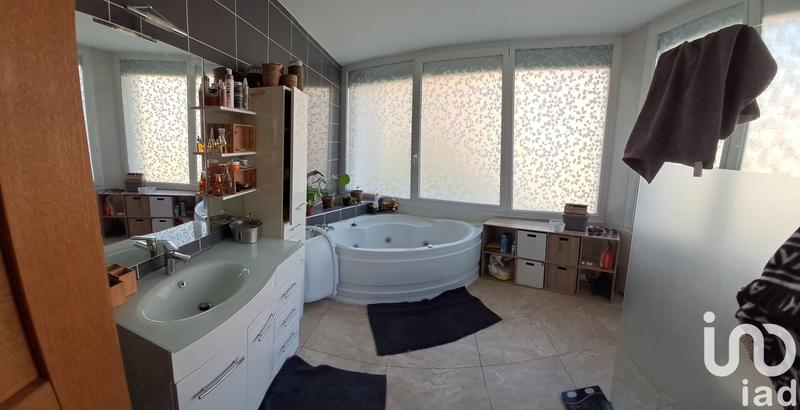 Appartement - 276 m² - 8 pièces