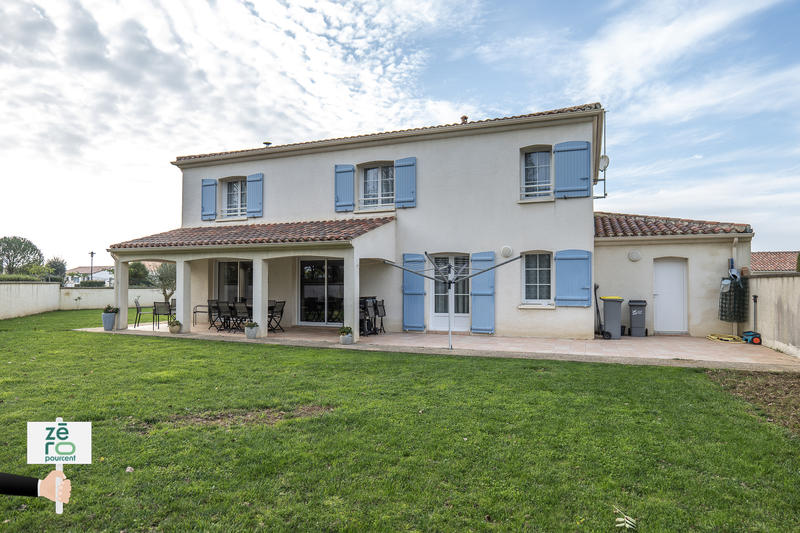 Maison - 176 m² - 6 pièces