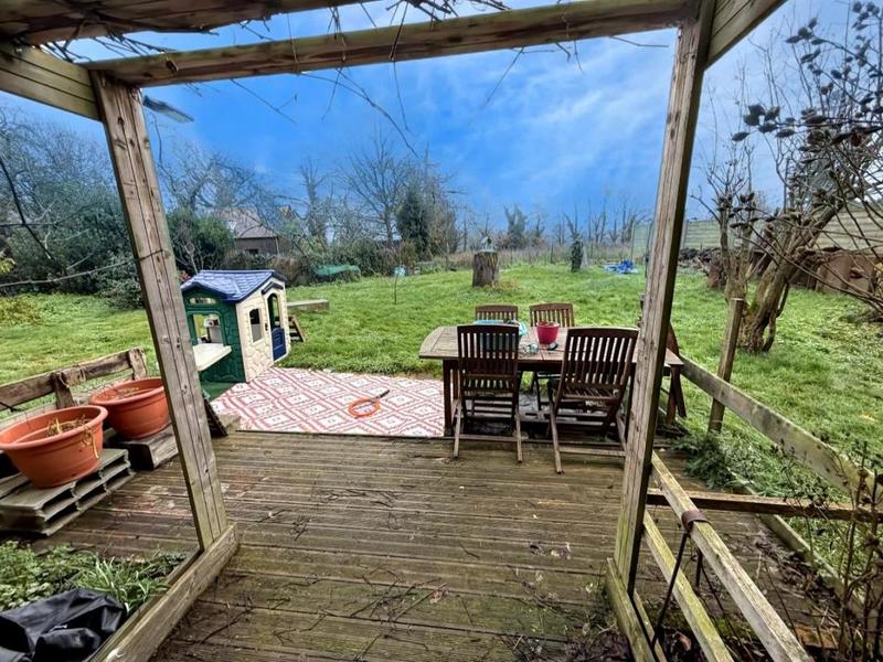 Maison - 144 m² - 7 pièces