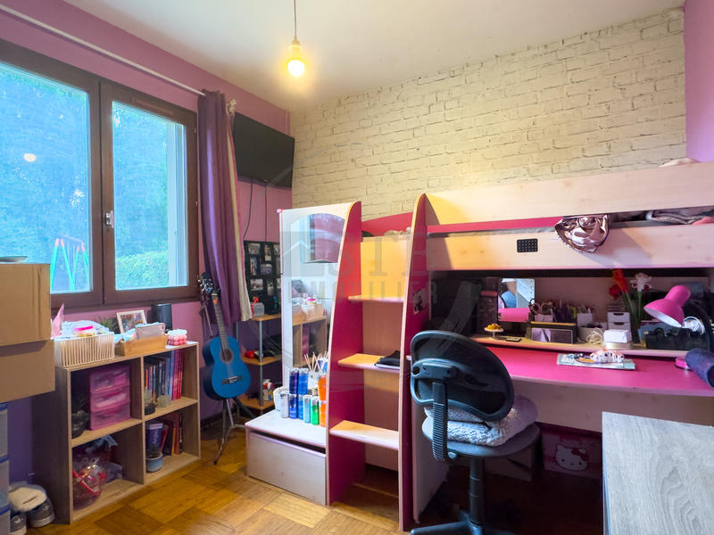 Villa - 90 m² - 5 pièces