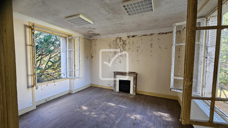 Maison - 100 m² - 6 pièces