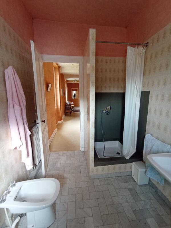 Maison - 306 m² - 9 pièces