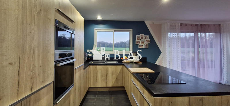 Maison contemporaine - 146 m² - 7 pièces