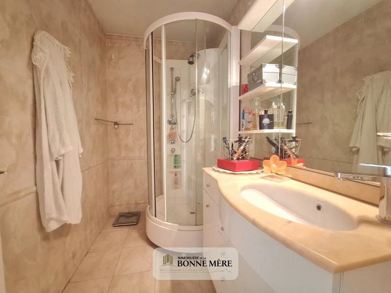 Appartement - 69 m² - 4 pièces