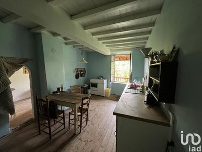 Maison - 180 m² - 10 pièces