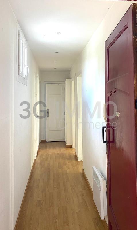 Local commercial - 103 m² - 6 pièces