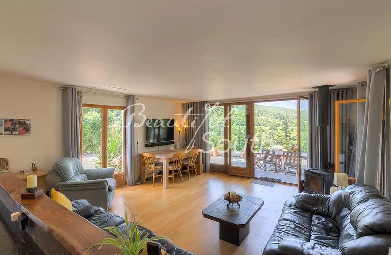 Gîte - 560 m² - 20 pièces