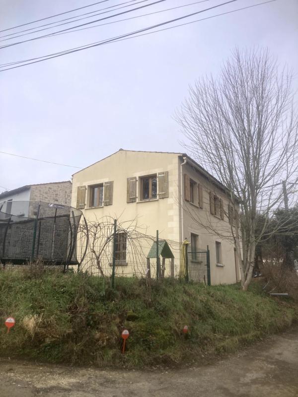 Maison - 82 m² - 4 pièces