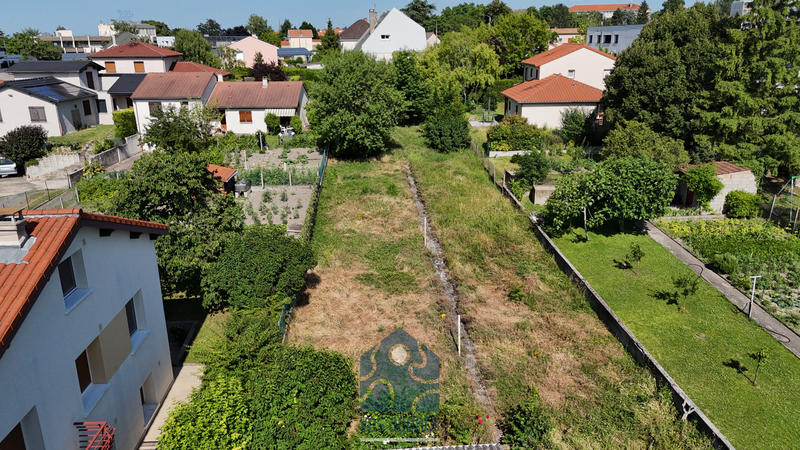 Terrain - 779 m²