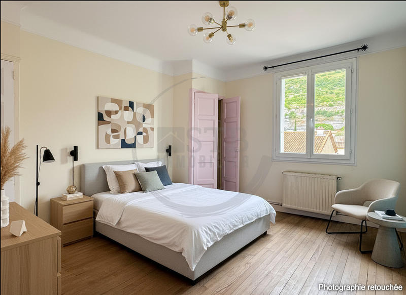 Appartement - 91 m² - 5 pièces