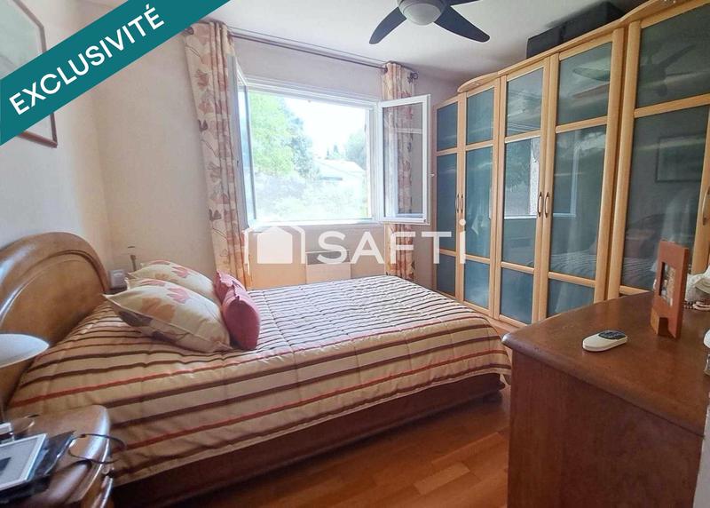 Maison - 200 m² - 7 pièces